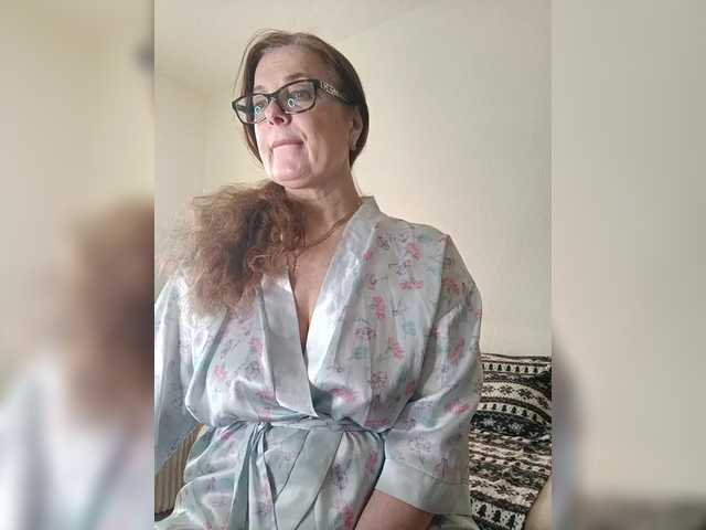 HelenBerg's BongaCams show and profile