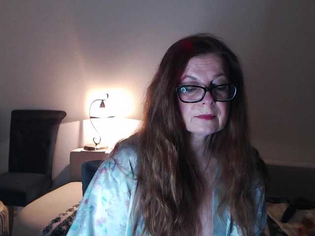 HelenBerg's BongaCams show and profile