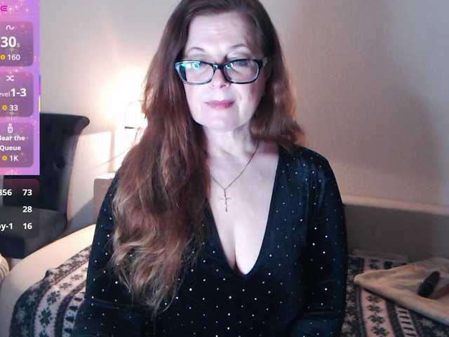 HelenBerg's BongaCams show and profile