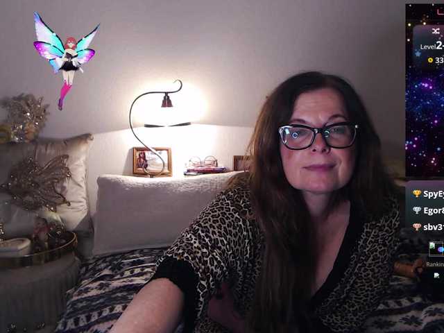 Masturbate to cute camslut HelenBerg HelenBerg from BongaCams