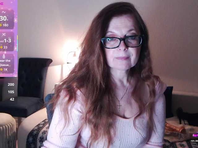 HelenBerg's BongaCams show and profile