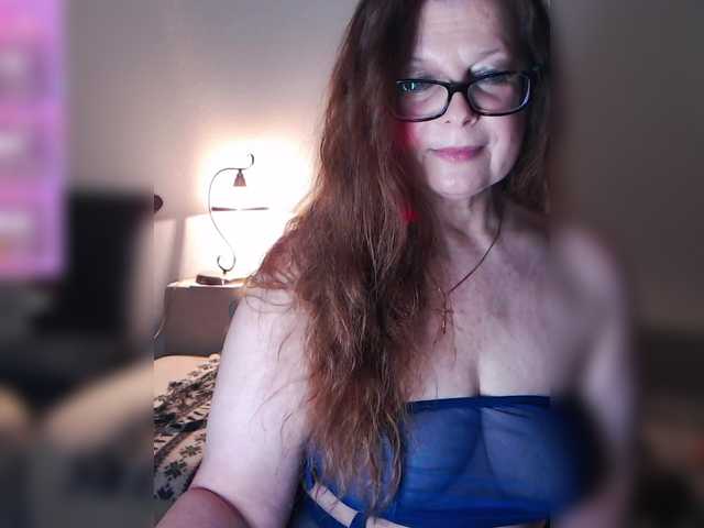 HelenBerg's BongaCams show and profile