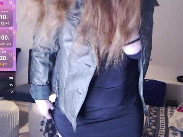 HelenBerg's BongaCams show and profile