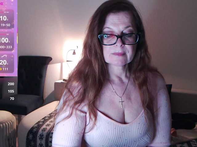 HelenBerg's BongaCams show and profile