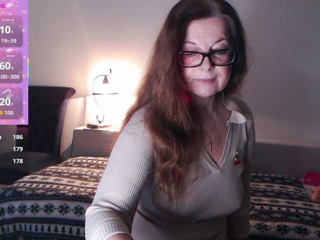 HelenBerg's BongaCams show and profile