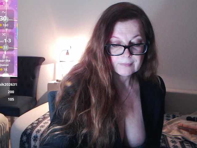 HelenBerg's BongaCams show and profile