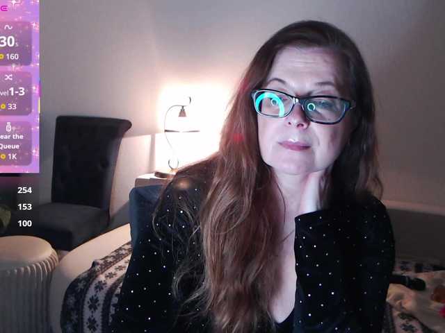 HelenBerg's BongaCams show and profile