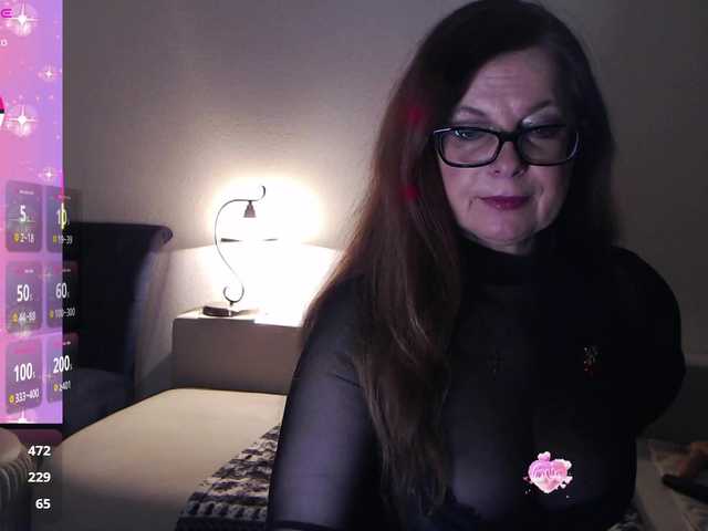 HelenBerg's BongaCams show and profile