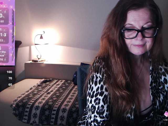 HelenBerg's BongaCams show and profile