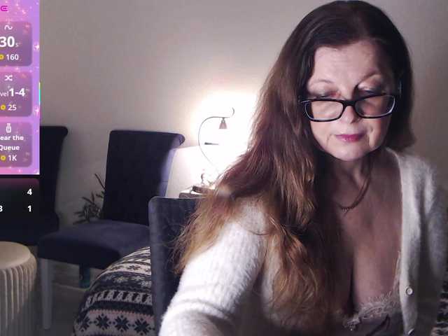 HelenBerg's BongaCams show and profile