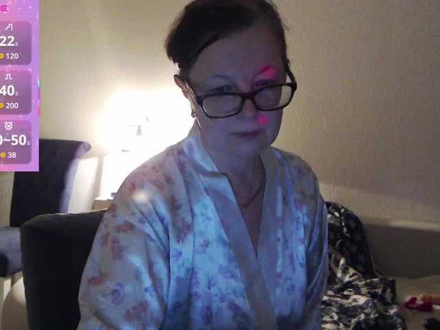 HelenBerg's BongaCams show and profile