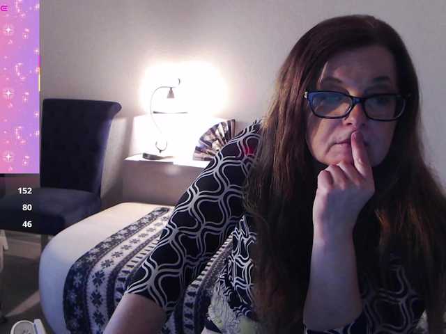 HelenBerg's BongaCams show and profile