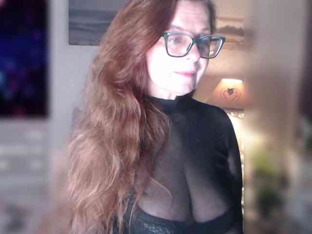 naked live chat HelenBerg