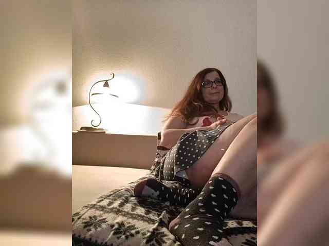 HelenBerg Live Webcam on BongaCams