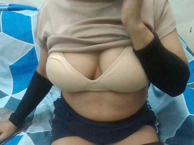 Citypie0311's BongaCams show and profile