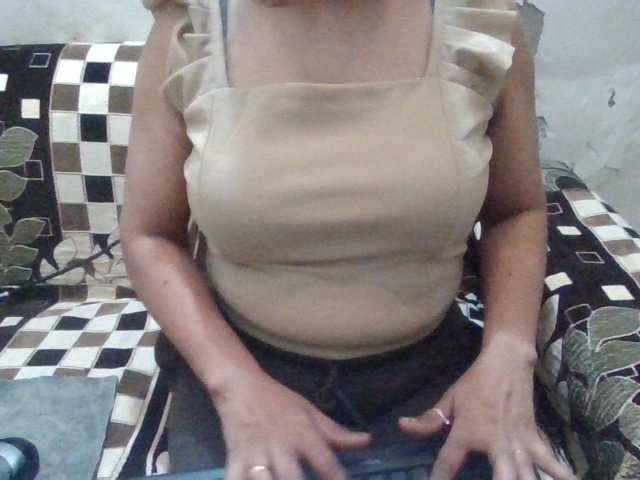 Citypie0311's BongaCams show and profile