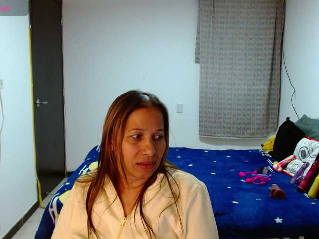 alexaasecret's BongaCams show and profile