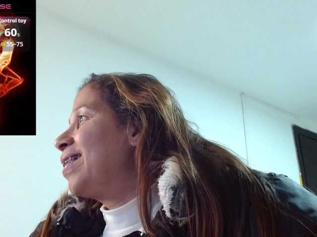 alexaasecret's BongaCams show and profile