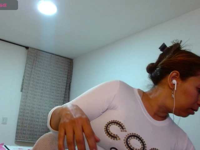 alexaasecret's BongaCams show and profile