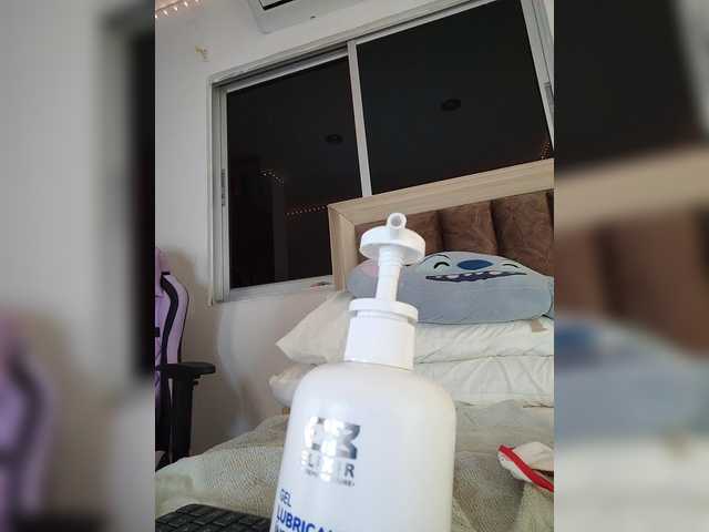 sharadreams's BongaCams show and profile