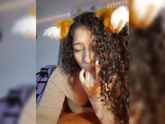 sharadreams's BongaCams show and profile