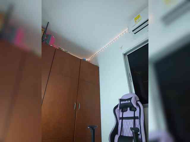 sharadreams Live Webcam on BongaCams