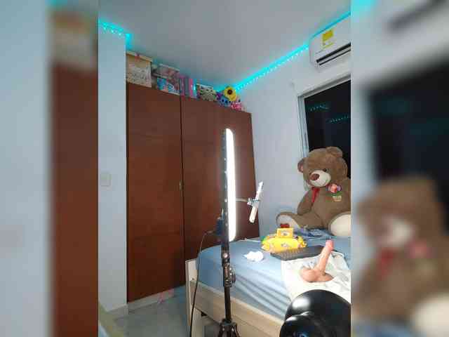 sharadreams webcam