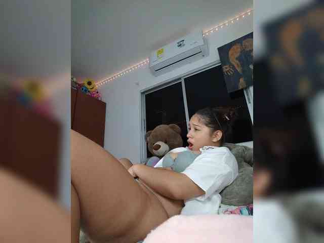 sharadreams webcam