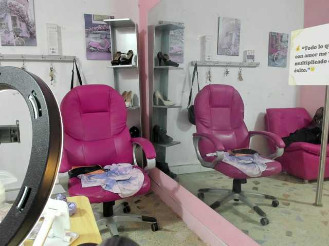 SOY-KIM's BongaCams show and profile