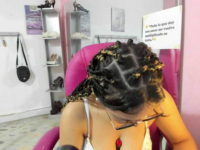 SOY-KIM's BongaCams show and profile