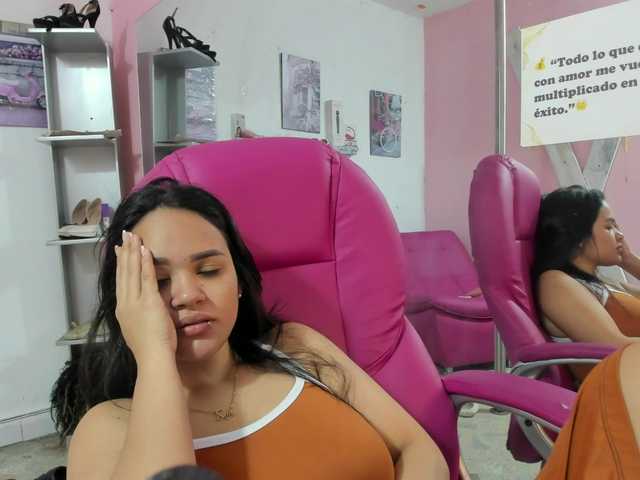 SOY-KIM's BongaCams show and profile