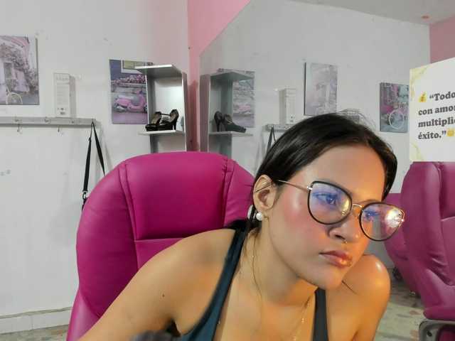 SOY-KIM's BongaCams show and profile