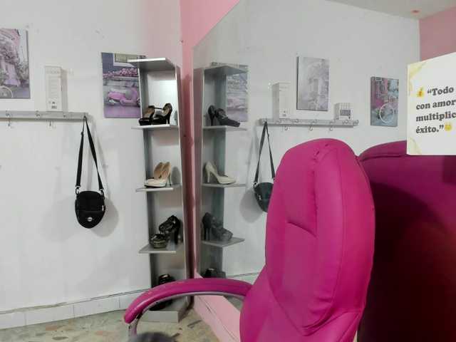 SOY-KIM's BongaCams show and profile