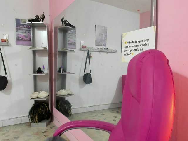 SOY-KIM's BongaCams show and profile