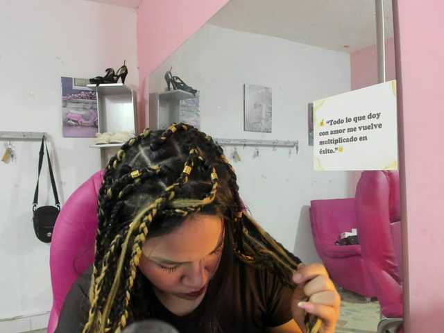 SOY-KIM's BongaCams show and profile