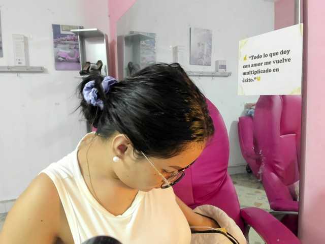 SOY-KIM's BongaCams show and profile