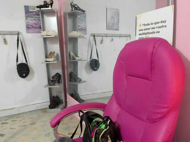 SOY-KIM's BongaCams show and profile