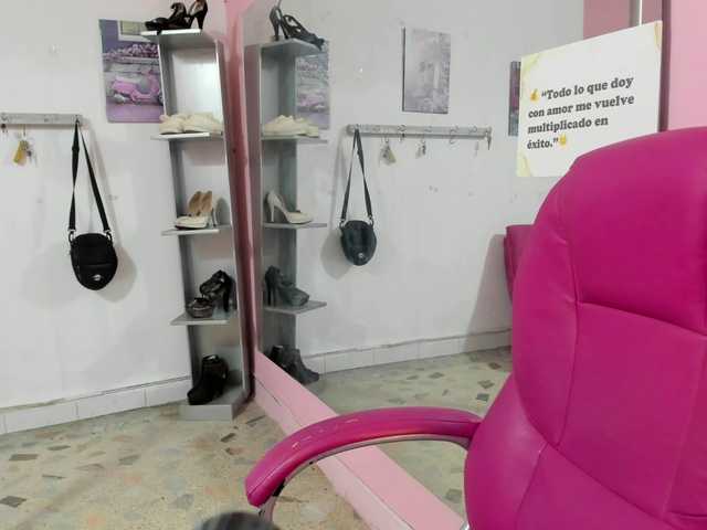 SOY-KIM's BongaCams show and profile