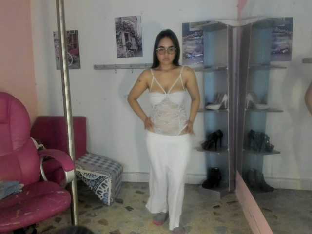 SOY-KIM's BongaCams show and profile