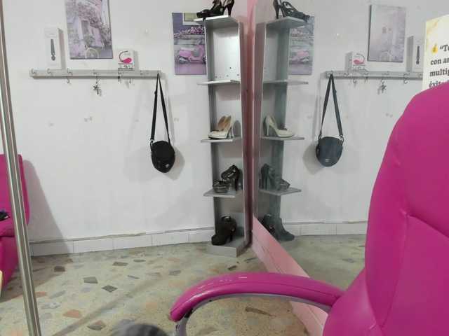 SOY-KIM's BongaCams show and profile