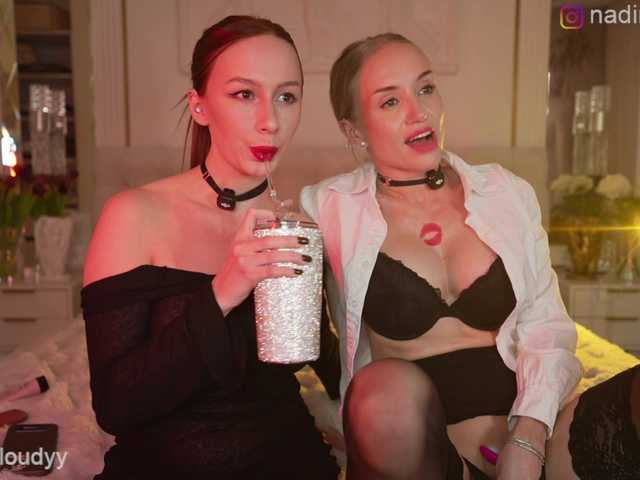 go to chat with Nadin_star