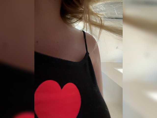 Sonya699's BongaCams show and profile