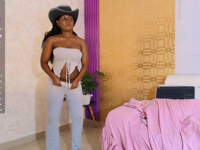 SashaLuxx's BongaCams show and profile