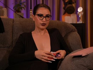 KellyKent Porn Show