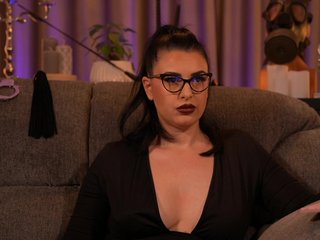 KellyKent Porn Show