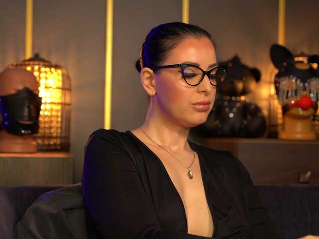 KellyKent live cam profile