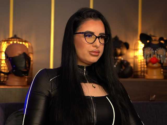 KellyKent — I dominate, train and give instructions. Words don't get my attention #mistress #smoke #femdom #findom #bigboobs #fetish #dom #bdsm #goddess #tattoo #strapon #brunette #leather