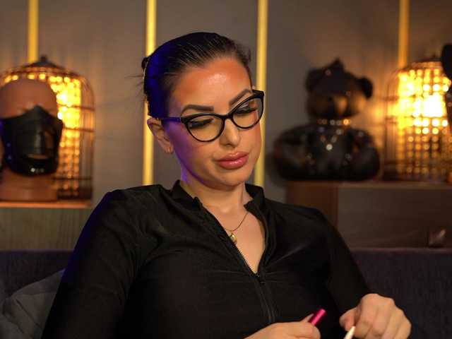 KellyKent live cam profile