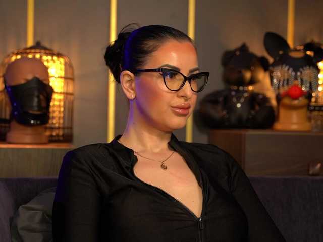 KellyKent live cam profile