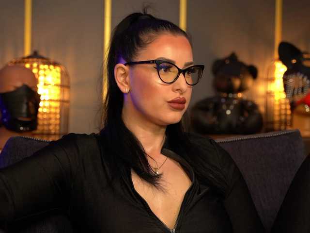 KellyKent live cam profile